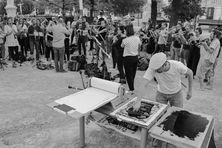 Poetische Begegnungszone: Eine Stadt schreibt&nbsp;Gedichte