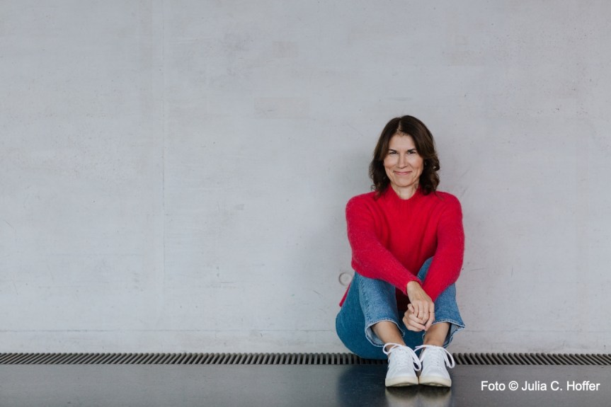 Meine Kindheit ist ein Bücherregal von Verena&nbsp;Dolovai